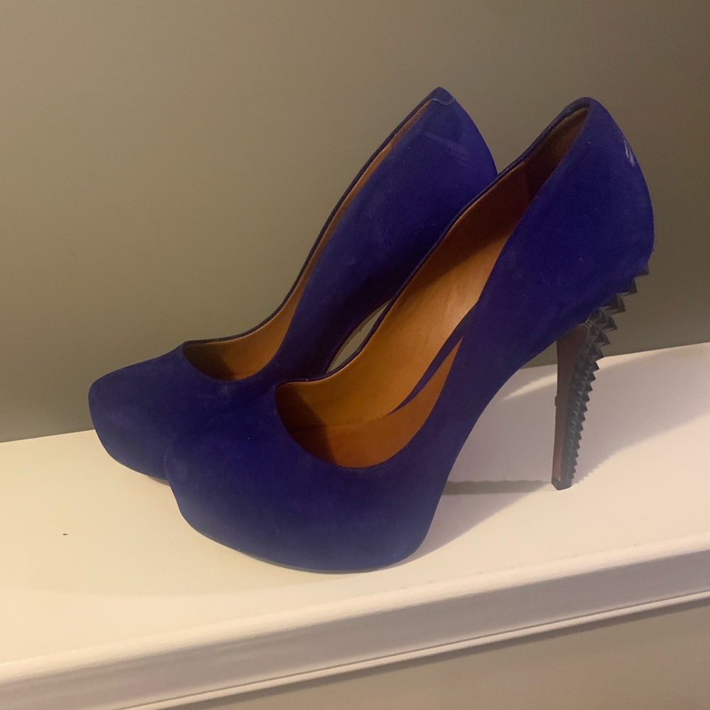 Pumps